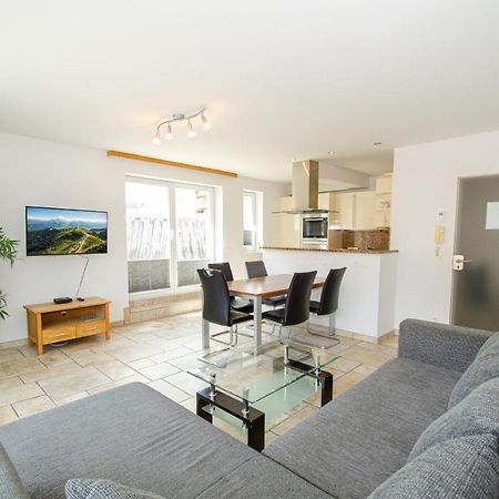 Penthouse In The Heart Of Zell Am See Exteriör bild